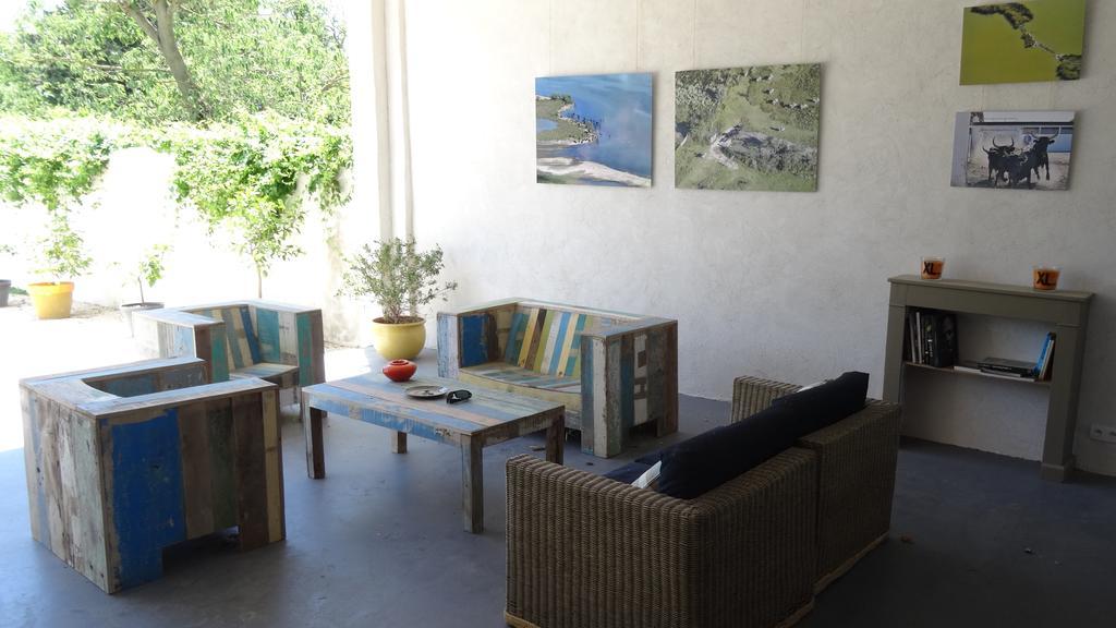 Mas De Bouvet En Camargue Bed & Breakfast