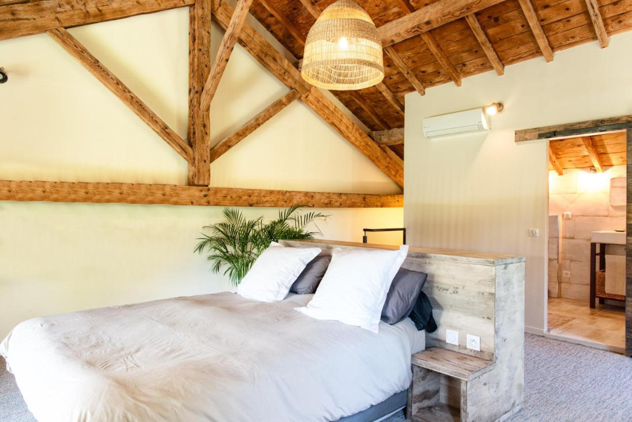 Mas De Bouvet En Camargue Bed & Breakfast