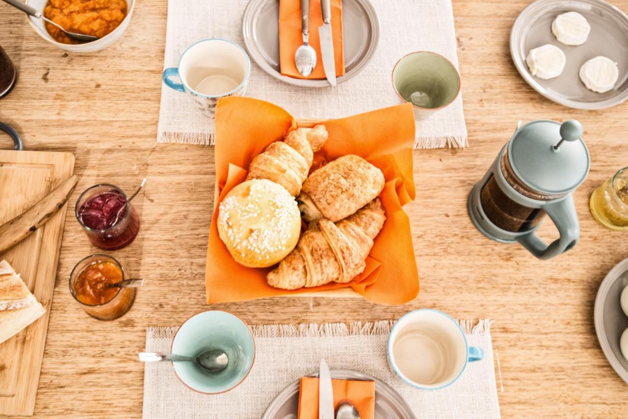 Mas De Bouvet En Camargue Bed & Breakfast